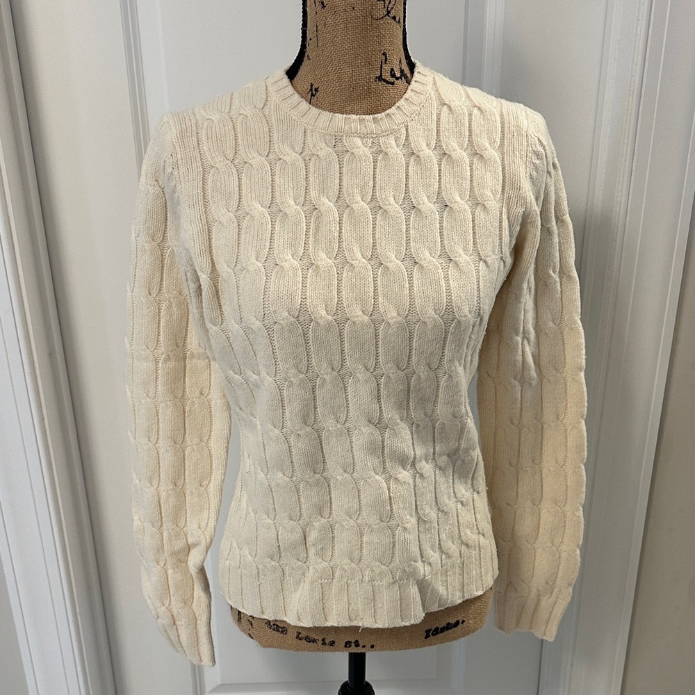 GAP Cream Cable Knit Sweater